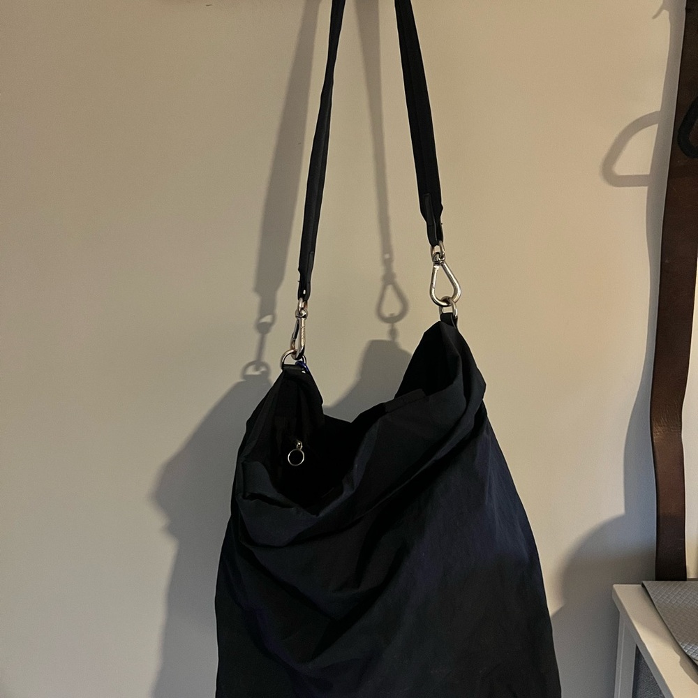 Lululemon Athletica Navy Shoulder Bag with long and short straps